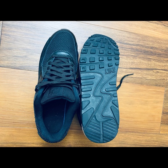 Nike Air Max 90 - Picture 3 of 5